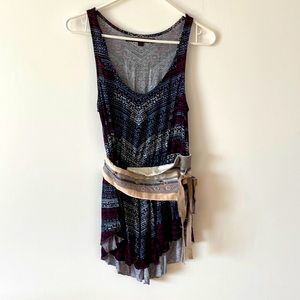Anthropologie cute top with tie around waist